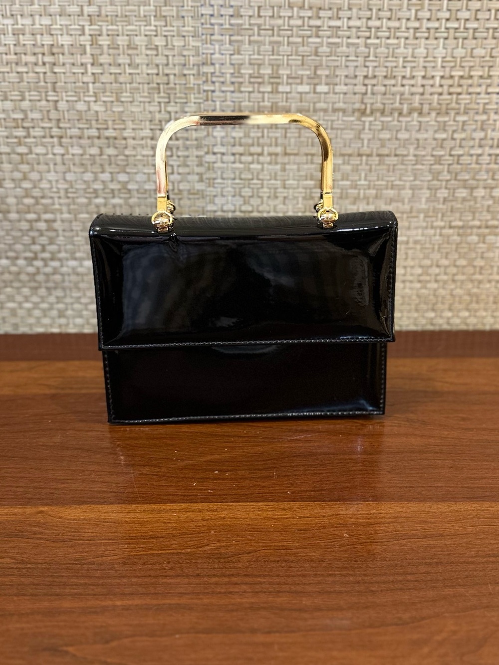 VTG 1960s Andé Faux Black Patent Leather Convertible Clutch Bag Gold Top Handle
